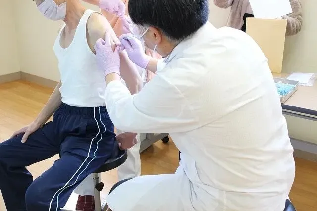 ワクチン３回目打ちました。